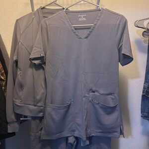 Jaanuu Charcoal Scrub Set